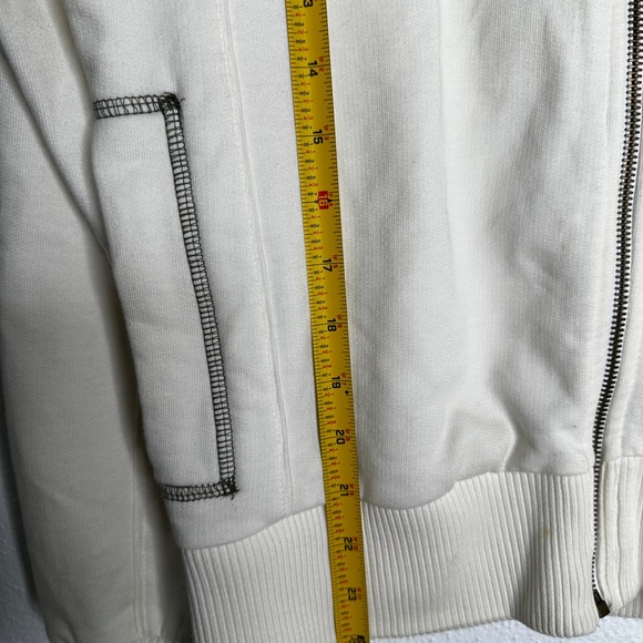 Lee Cream and Red Lightweight Jacket - Picture 12 of 13